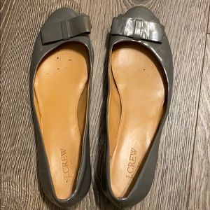 Jcrew grey bow flats (size 9)